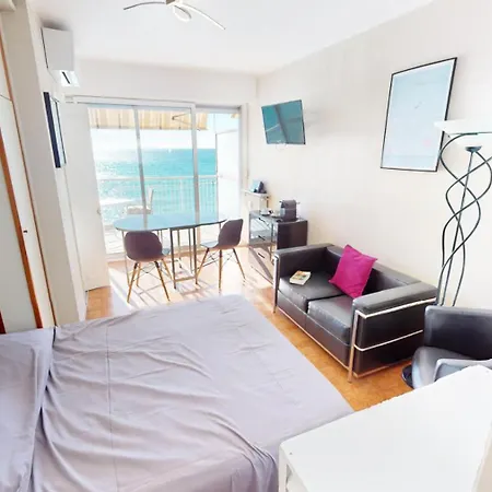 Le Chateau St Louis - Giotto - Studio Climatise Avec Agreable Terrasse Directement Face A La Mer Mae-5584 Apartment